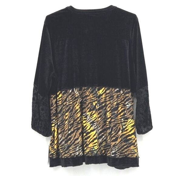 Calessa Button Up Down Tunic Top Womens Size 1X Embroidered Black Velvet Lagum - Picture 4 of 8